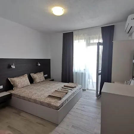 дъбрава Guest house 3*