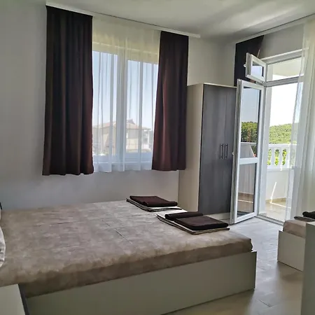 дъбрава 3* Sinemoretz