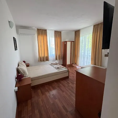 дъбрава 3* Sinemoretz