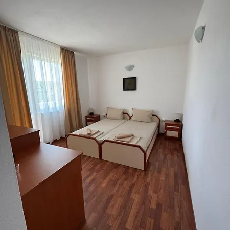 дъбрава Sinemoreț