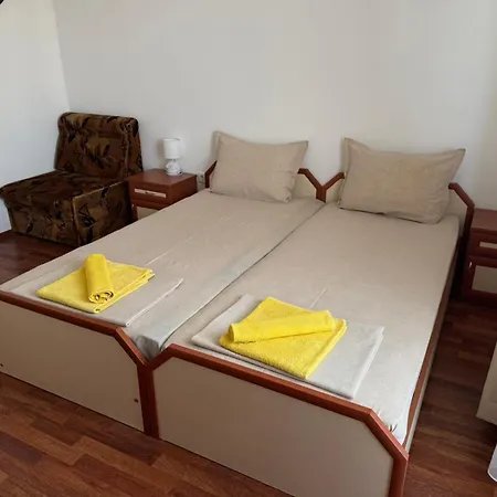 дъбрава Guest house