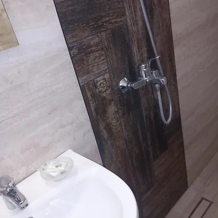дъбрава Guest house Sinemoretz