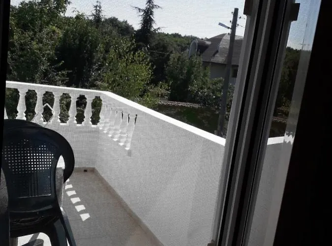 дъбрава Guest house 3*