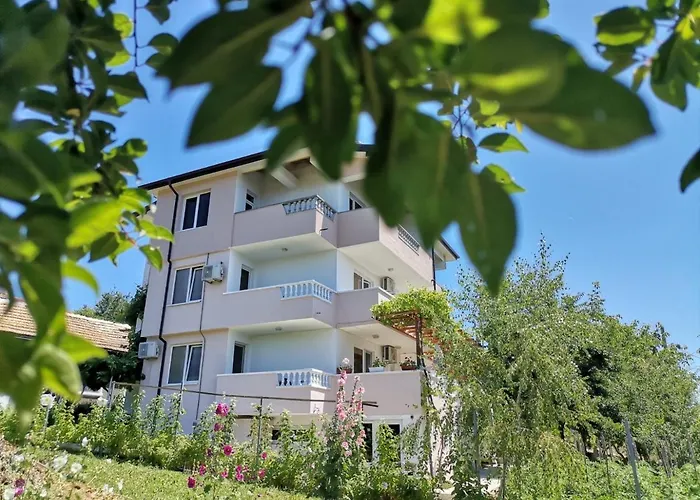 Guest house дъбрава