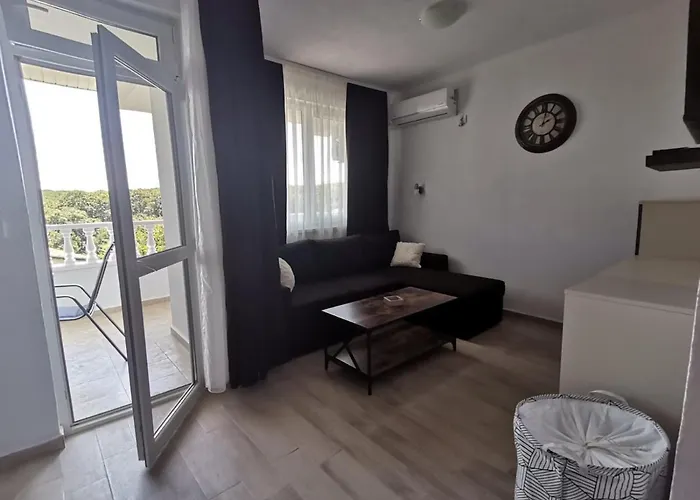 дъбрава Sinemoretz