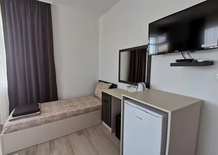 Guest house дъбрава Sinemoretz