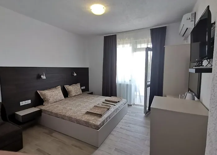 дъбрава Guest house 3*