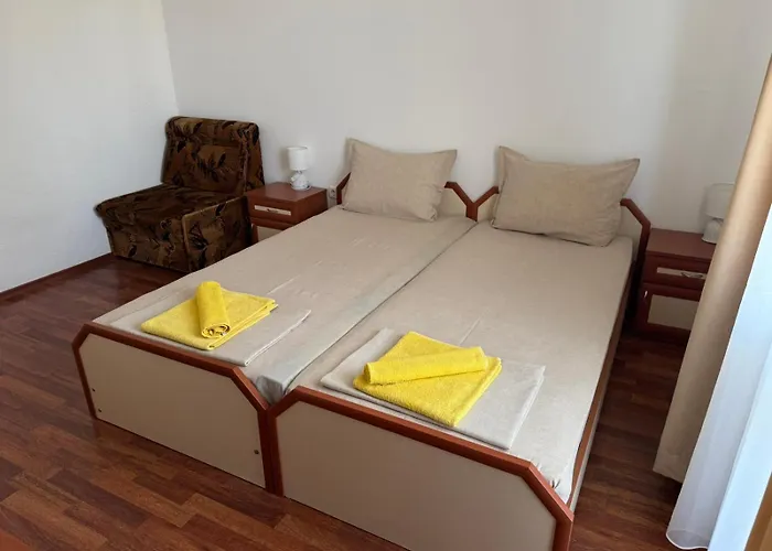 дъбрава Guest house