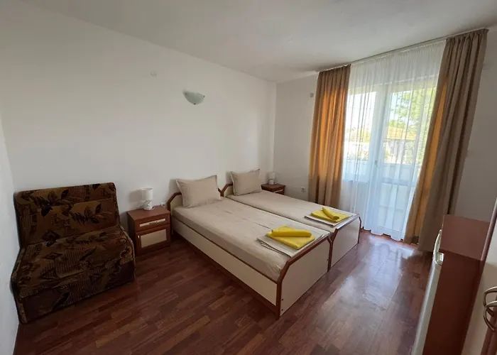 дъбрава Sinemoretz